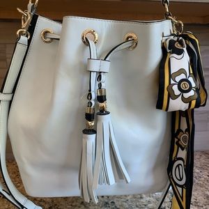 Henri Bendel shoulder bag